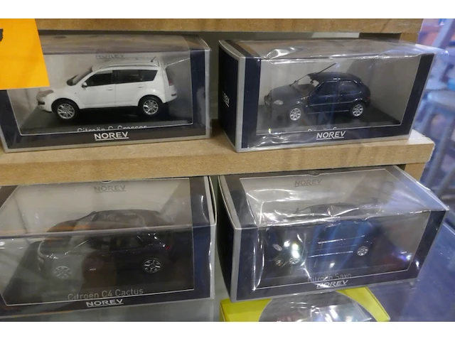 Miniatuur autos - 10 stuks norev - afbeelding 3 van  5