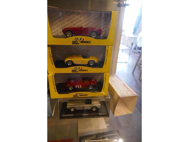 Miniatuur autos - 13 stuks oxford - art model schaal 1/43 - afbeelding 4 van  4