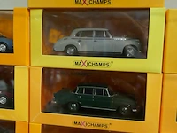 Miniatuur autos - 16 stuks maxichamps - afbeelding 4 van  4