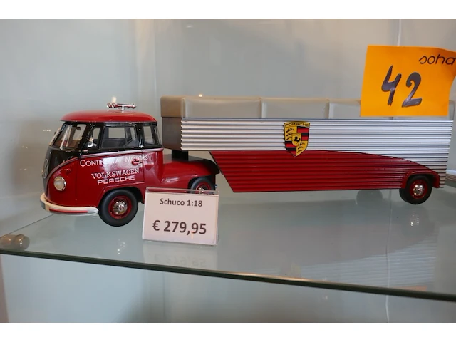 Miniatuur autos - 2 stuks - afbeelding 1 van  4