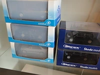 Miniatuur autos - 7 stuks solida - abrex - afbeelding 1 van  4