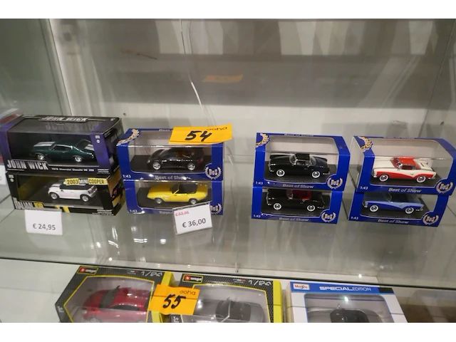 Miniatuur autos - 8 stuks bos - green light - afbeelding 1 van  4