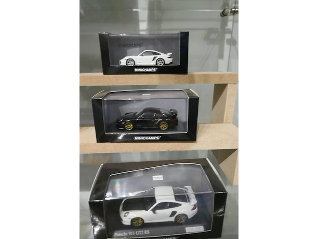Miniatuur autos - 8 stuks minischamps - afbeelding 2 van  3