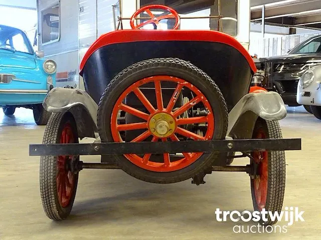 Miniatuur recreatie 'ford model-t' mcdonough (barn-find) - afbeelding 14 van  23