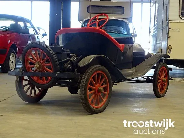 Miniatuur recreatie 'ford model-t' mcdonough (barn-find) - afbeelding 4 van  23