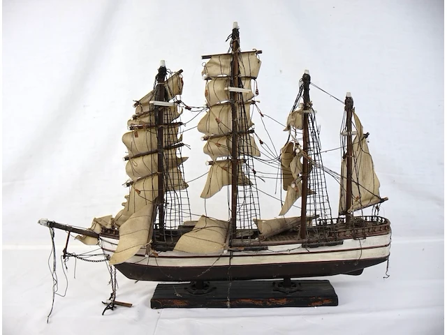 Miniatuur zeilschip great republic - afbeelding 4 van  4
