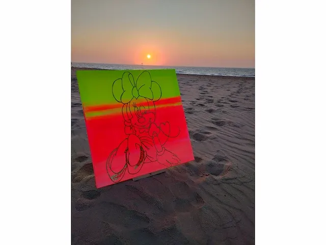 Minie mouse on the beach by galdini & d'haese pop-art - afbeelding 11 van  20