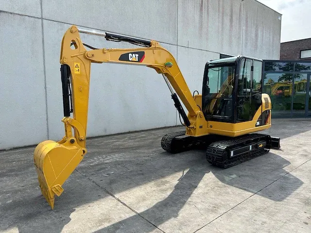 Minigraafmachine caterpillar 306 diesel - afbeelding 1 van  1