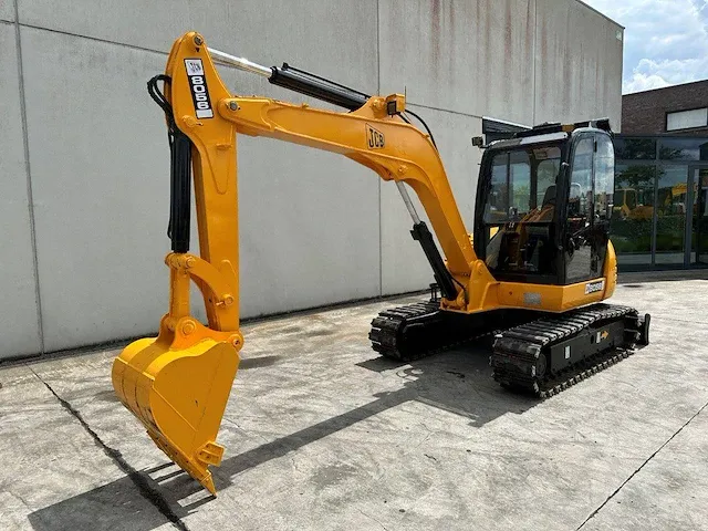 Minigraafmachine jcb 8056 diesel - afbeelding 1 van  1
