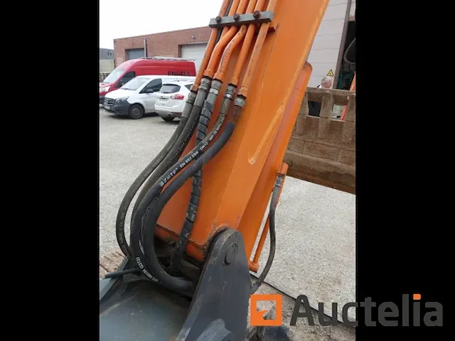 Minigraafmachine op rupsbanden doosan dh55-v - afbeelding 16 van  26
