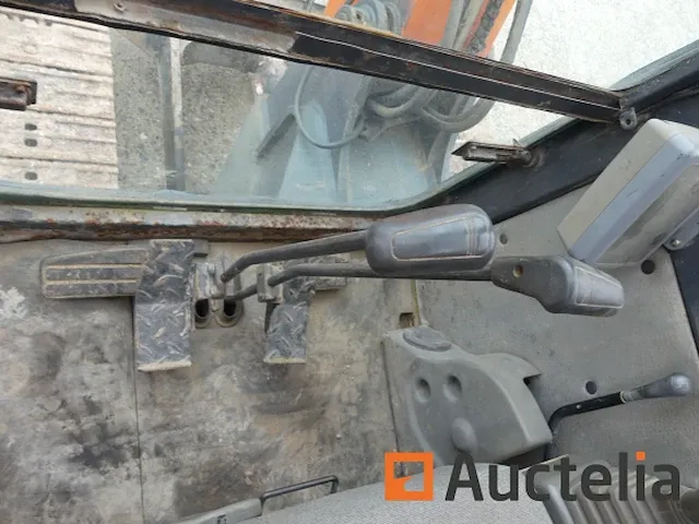 Minigraafmachine op rupsbanden doosan dh55-v - afbeelding 23 van  26