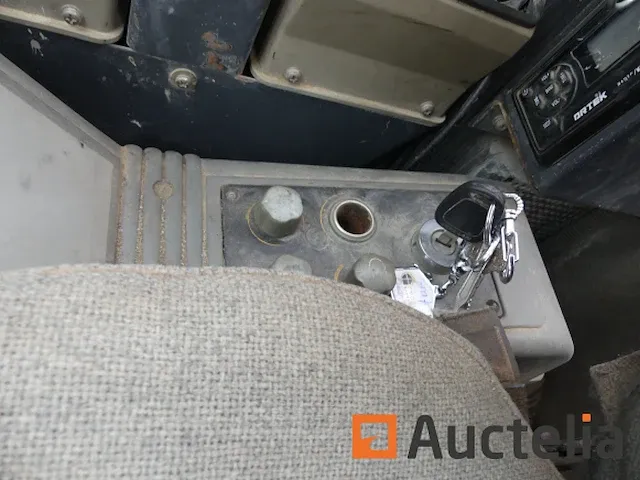 Minigraafmachine op rupsbanden doosan dh55-v - afbeelding 25 van  26