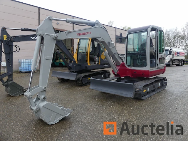 Minigraafmachine takeuchi tb150c - afbeelding 19 van  26