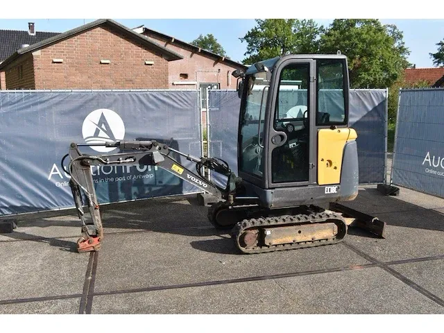 Minigraafmachine volvo ec18c diesel - afbeelding 1 van  1
