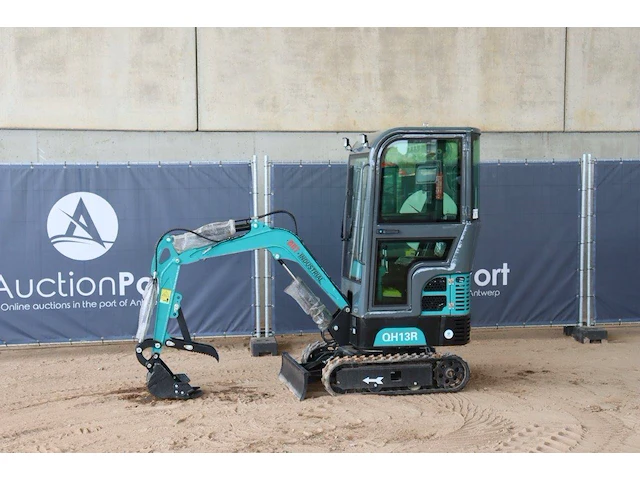 Minigraver agt industrial qh13r diesel nieuw - afbeelding 1 van  1