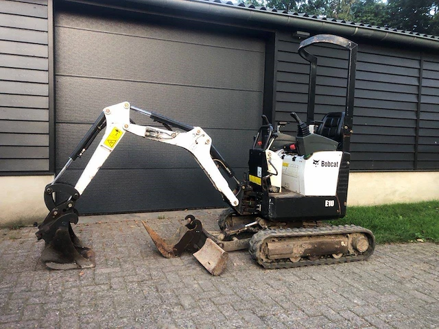 Minigraver bobcat e10*aaem diesel 2011 - afbeelding 1 van  1