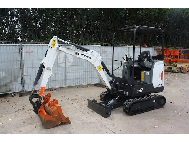 Minigraver bobcat e19 diesel 10.2kw 2019 - afbeelding 1 van  1