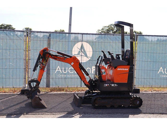 Minigraver doosan dx10z diesel 7.5kw 2021 - afbeelding 1 van  1