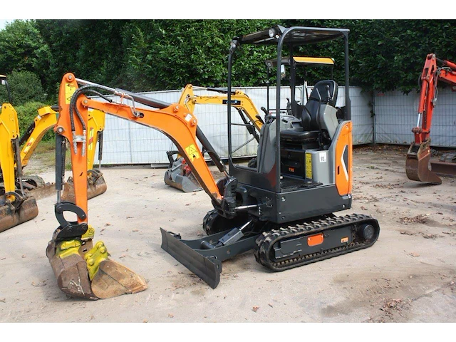 Minigraver doosan dx17z diesel 14pk 2021 - afbeelding 1 van  1