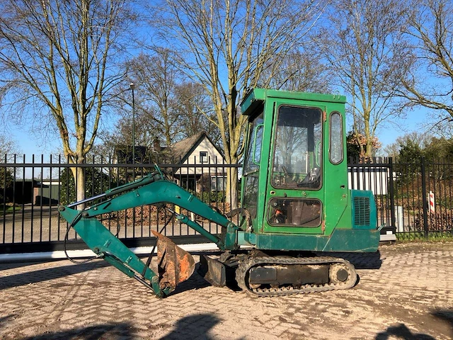 Minigraver hitachi diesel - afbeelding 1 van  1