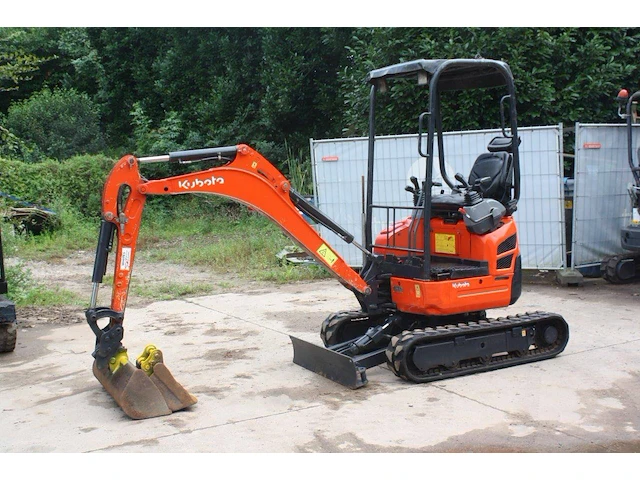 Minigraver kubota u17-3 diesel 16pk 2014 - afbeelding 1 van  1