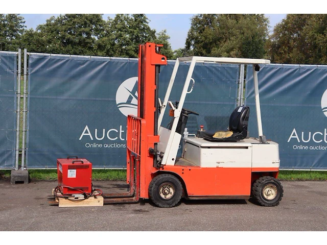 Minigraver nissan aq48t80 elektrisch - afbeelding 1 van  1