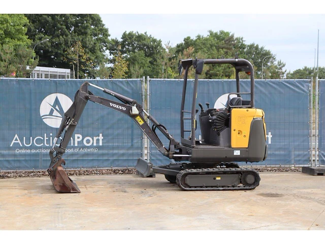 Minigraver volvo ec18d diesel 12kw 2017 - afbeelding 1 van  1