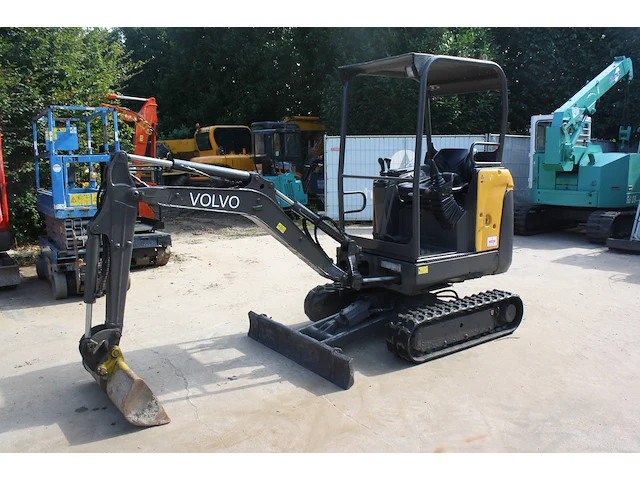 Minigraver volvo ec18d diesel 2016 - afbeelding 1 van  1