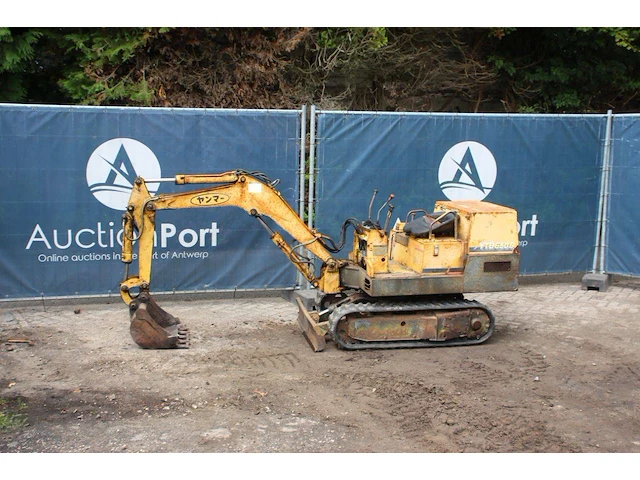 Minigraver yanmar ytb650s/b/8 diesel - afbeelding 1 van  1