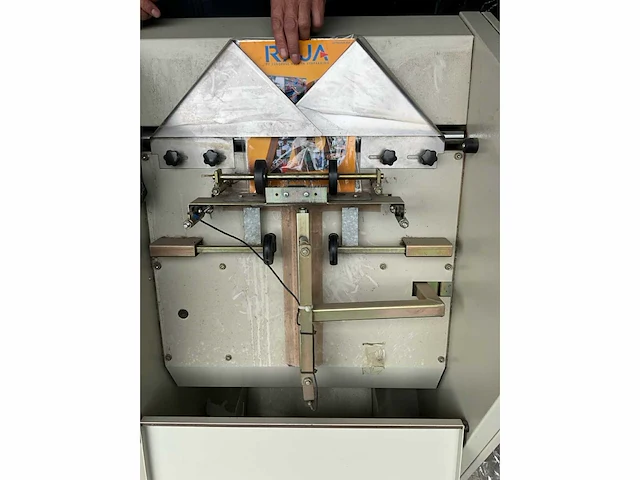Minipack torre mailbag verpakkingsmachine - afbeelding 11 van  11