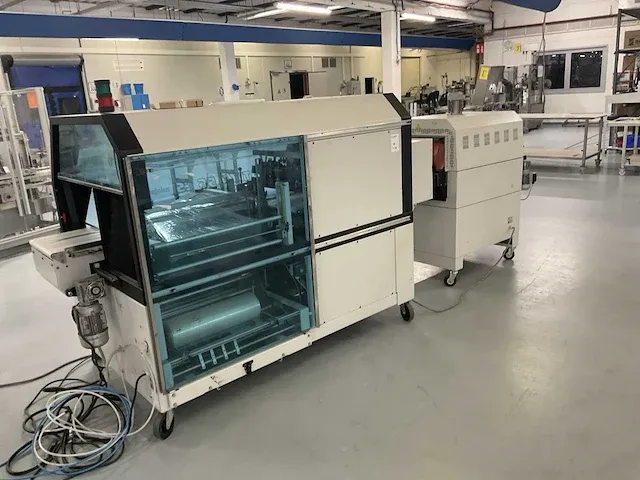 Minipack-torre pratika 56cs foliemachine met krimptunnel - afbeelding 1 van  12