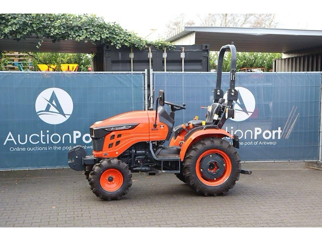 Minitractor avenger 26h diesel 2013 - afbeelding 1 van  1