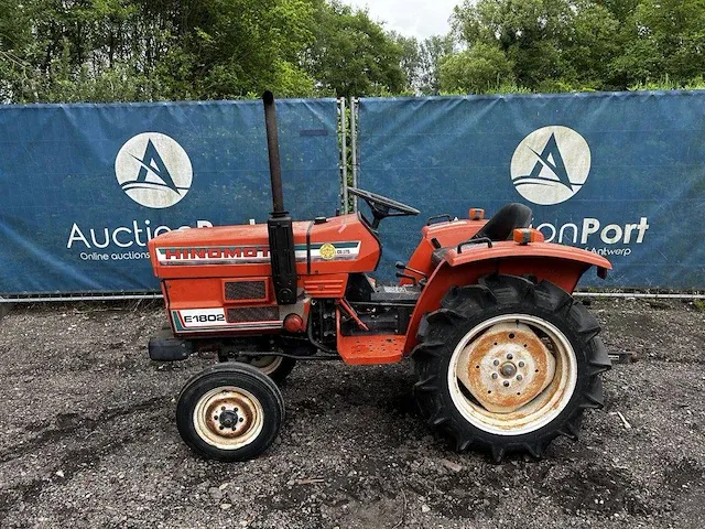 Minitractor hinomoto e1802 diesel 18pk - afbeelding 1 van  1
