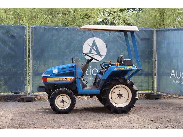 Minitractor iseki landhope 155 diesel 15pk - afbeelding 1 van  1