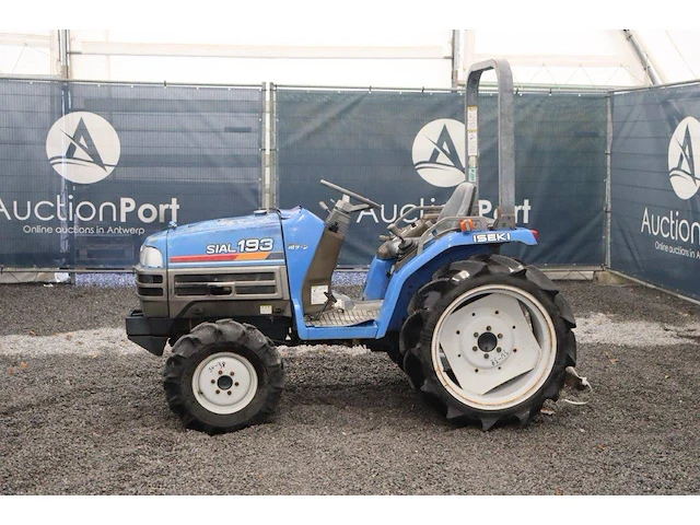 Minitractor iseki sial 193 diesel 19pk - afbeelding 1 van  1