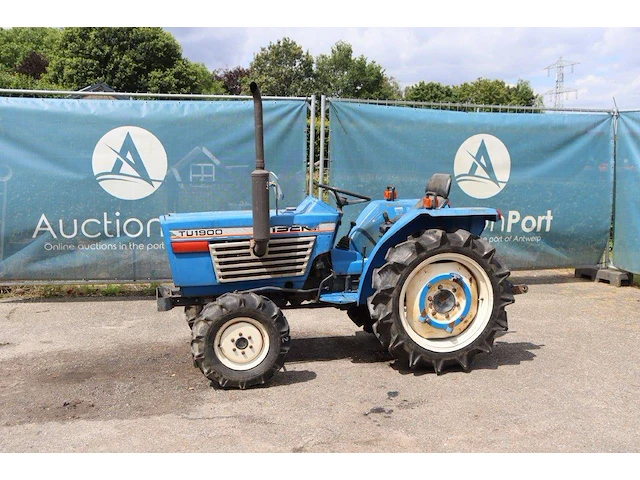 Minitractor iseki tu1900 diesel 19pk - afbeelding 1 van  1