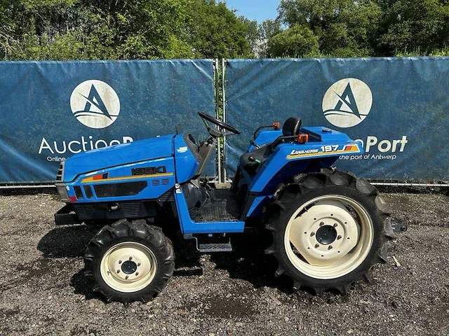 Minitractor iseki tu197 landhope diesel 20pk - afbeelding 1 van  1