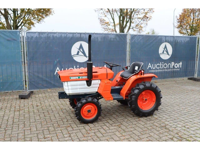 Minitractor kubota b1400d diesel 19pk - afbeelding 1 van  1