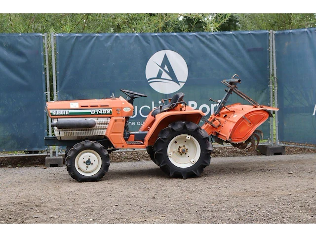 Minitractor kubota b1402 diesel 14pk met grondfrees - afbeelding 1 van  1