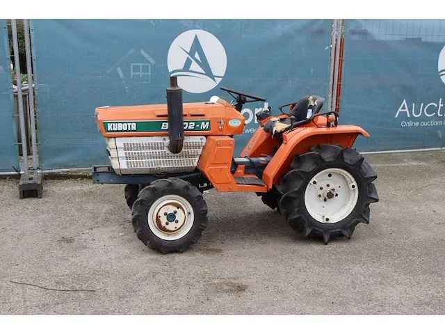 Minitractor kubota b1402-m diesel 13.8pk (marge) - afbeelding 1 van  1