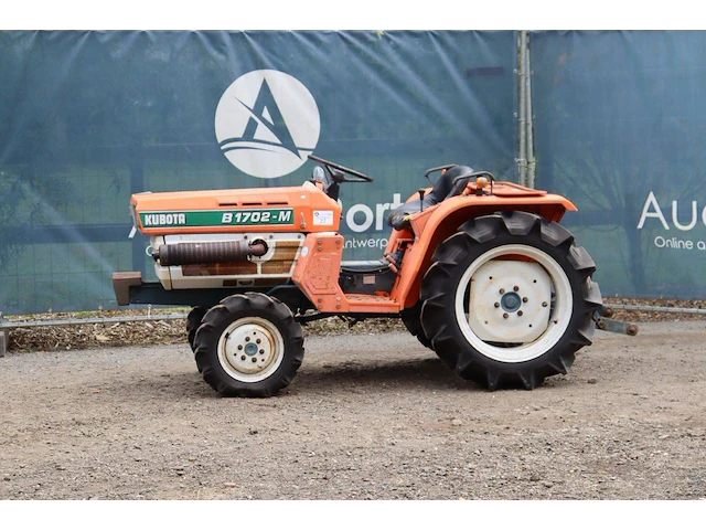 Minitractor kubota b1702-m diesel 17pk - afbeelding 1 van  1