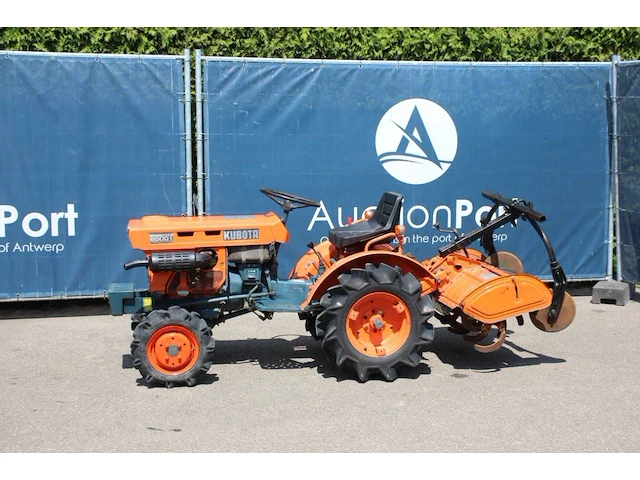Minitractor kubota b5001dt diesel (marge) - afbeelding 1 van  1