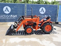 Minitractor kubota b7001 diesel 14pk met voorlader (marge) - afbeelding 1 van  1