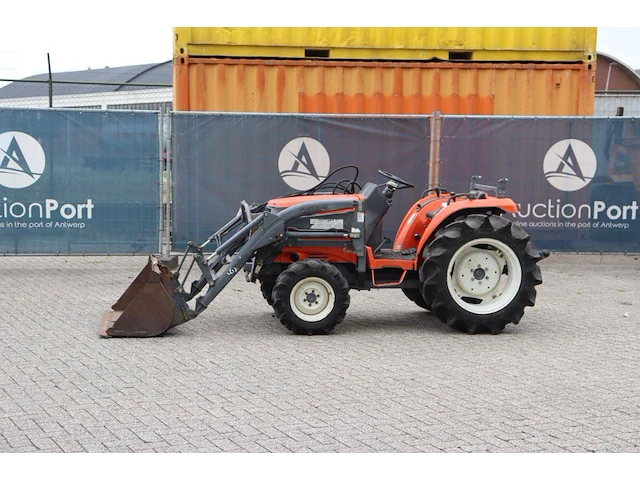 Minitractor kubota diesel - afbeelding 1 van  1