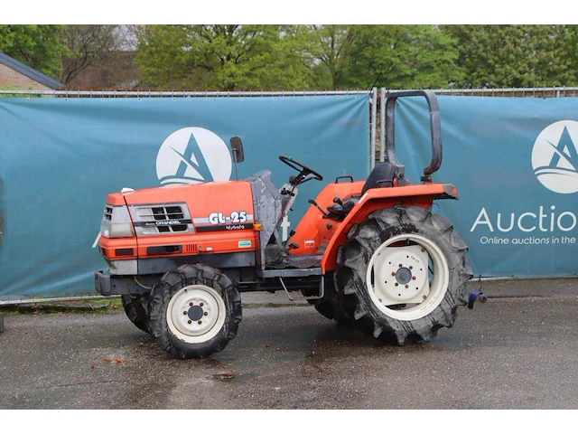 Minitractor kubota gl-25 diesel 28pk - afbeelding 1 van  1