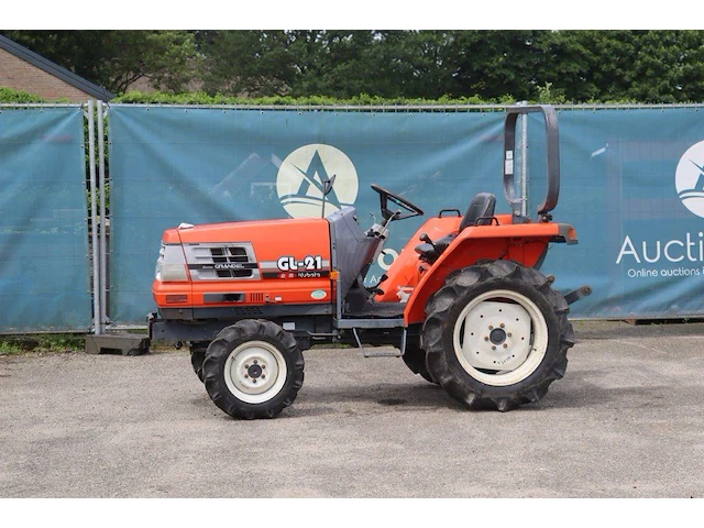 Minitractor kubota gl21 diesel 21pk - afbeelding 1 van  1