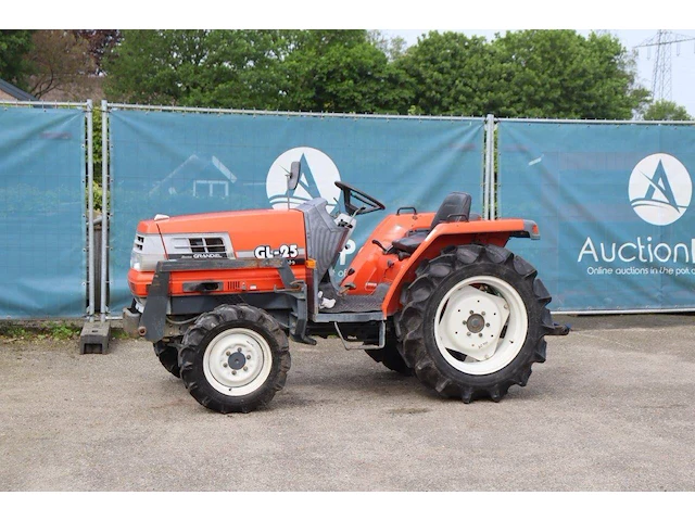 Minitractor kubota gl25 diesel 24.7pk - afbeelding 1 van  1