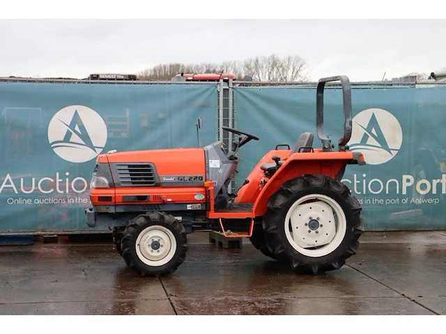 Minitractor kubota grandel gl220 diesel 22pk - afbeelding 1 van  1