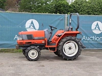 Minitractor kubota grandel gl240 diesel 23.7pk - afbeelding 1 van  1