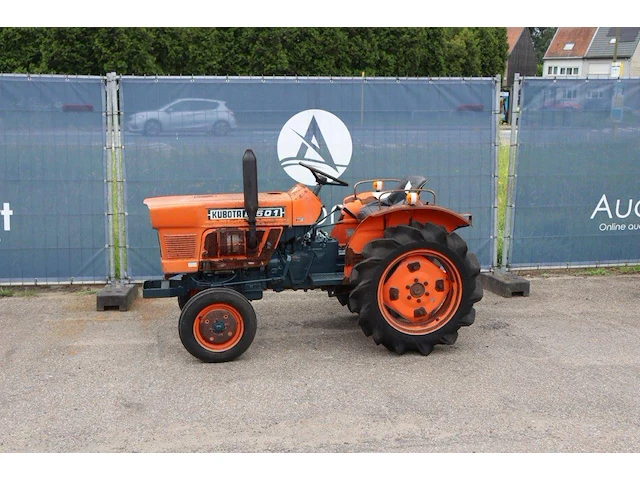 Minitractor kubota l1501 diesel 15pk - afbeelding 1 van  1